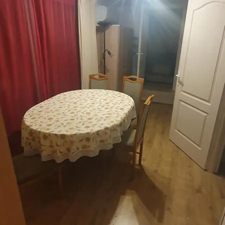 Apartament Darnay Apartmanhaz