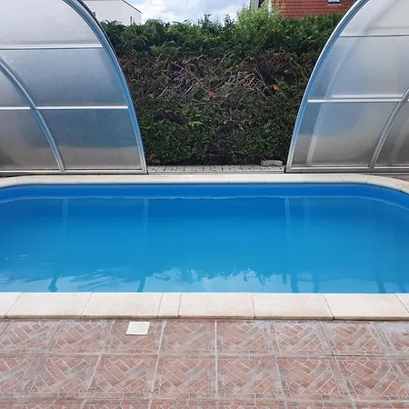 Darnay Apartmanhaz * Gyenesdiás